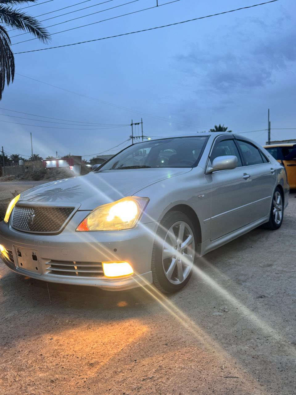 سلام عليكم شاهينه ادوات كصه قماره والباقي مكفول حداديه كير مكينه تبريد كهربائيات كله كامله  وتسجل مفتوح السعر ٥٥ ورقه وبيه مجال   ***********
