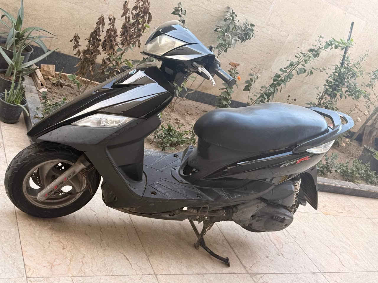 ماكس ثعلب دراجة جديدة وكل نقص مابيها 
شلعة ومعدل كهربائيات كلها شغاله 
600 الف وبيها مجال بسيط 
بغداد الكاظمية 
*********** بغداد, العراق
