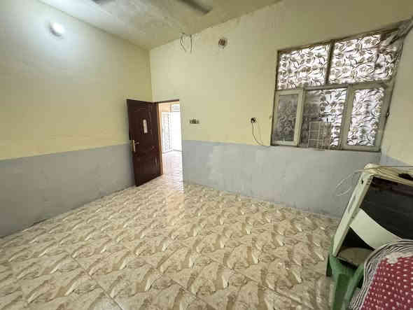 السلام عليكم
بيت في علوه الفحل  للبيع مساحة 77 طابو زراعي 
 السعر 22 وبي مجال 

عكاده 

للاستفسار ***********
