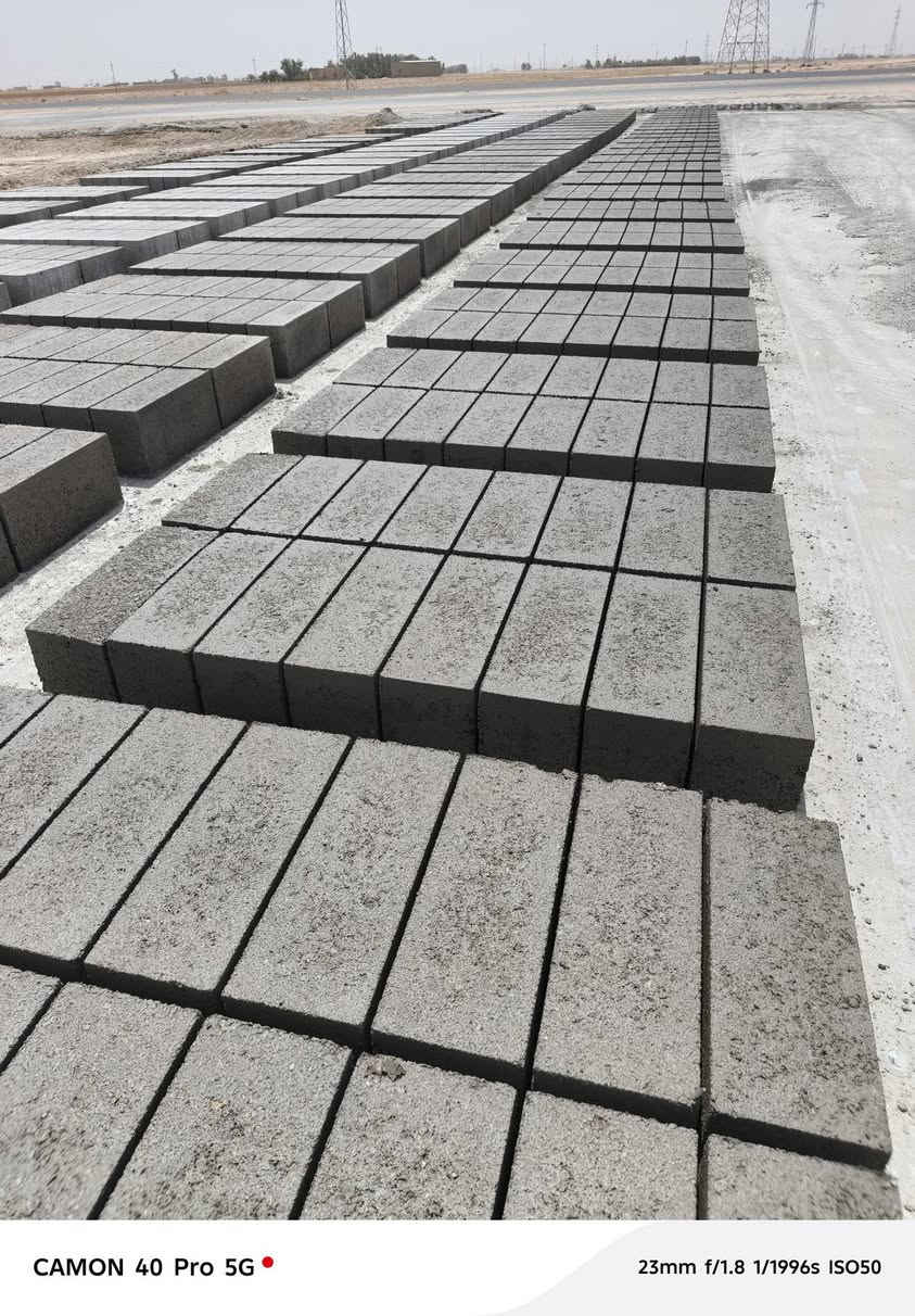 سلام عليكم مستعدون لتجهيز البلوك المصمد في قضاء الدور وبسعار تنافسية 440الف ***********
