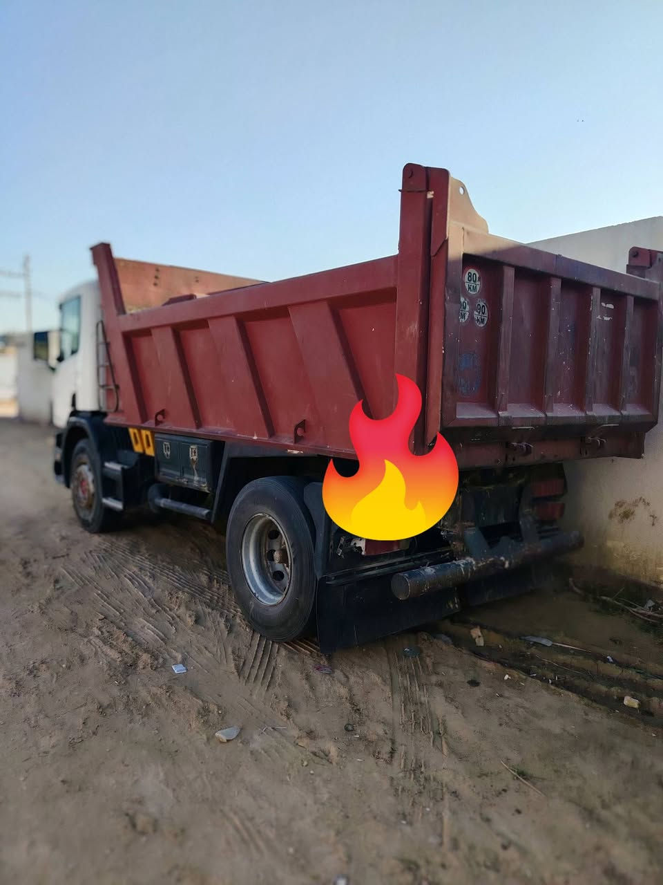 سياره سكانيه موديل 2004 سياره مكفوله كفاله عامه سنويه لل 29   () ***********
