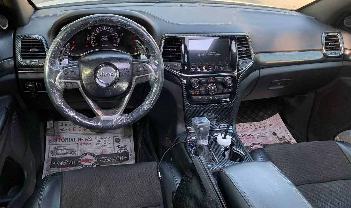 سلام عليكم جيب بلاك توب وارد امريكي موديل 2019 حادث جاملغ وبنيد لا الغد ولاشاطي فول سياره فتحه تحكمات ستيرن سيارة بسمي رقم بغداد  عارضه 215 وبيه مجال رقم تلفون.
   ‭***********
