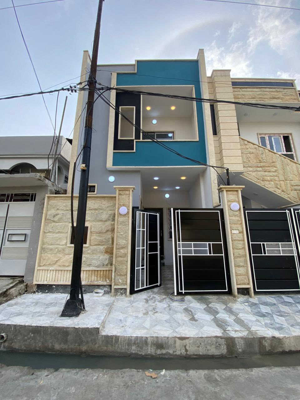 عقارات مهند الطائي 🏛🏛

بيت للبيع في حي الميثاق قرب مدرسة النيل 

👈مساحة 100 متر واجهة 5 متر 

سند طابو 

تفاصيل البيت بناء حديث زيرو بناء كلش مرتب

طابق الاول : غرفة نوم وهول ومطبخ واستقبال وصحيات 

طابق الثاني : غرفتين نوم وهول وصحيات 

السعر 135 مليون

🌖🌖مراجعة #مكتب_مهند_الطائي 🏛
موقع المكتب➿➿في الموصل / حي الوحدة  

التفاصيل الاتصال على الأرقام التالية :_
( *********** )كورك☎️📞
( *********** )اسيا ☎️📞
