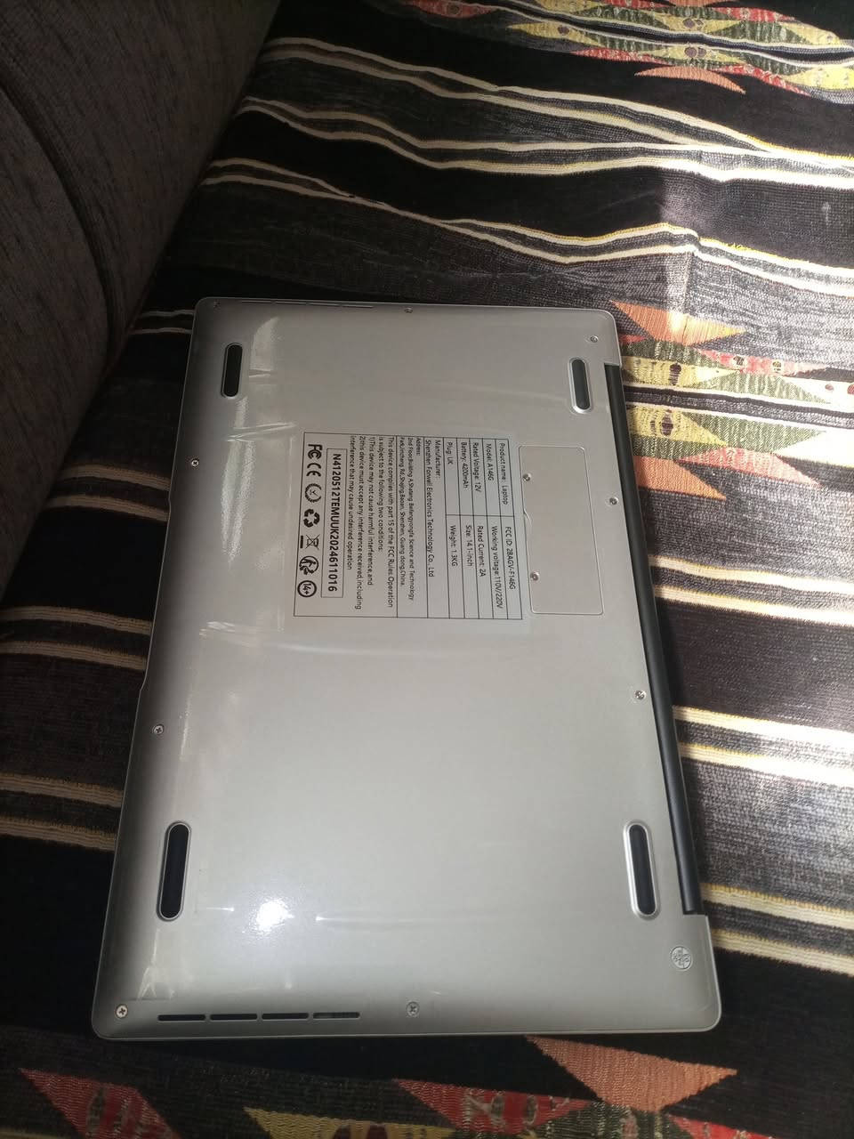 لابتوب بل كرتون جديد شرط مامستخدم سعر 125 شري اتصل ***********
