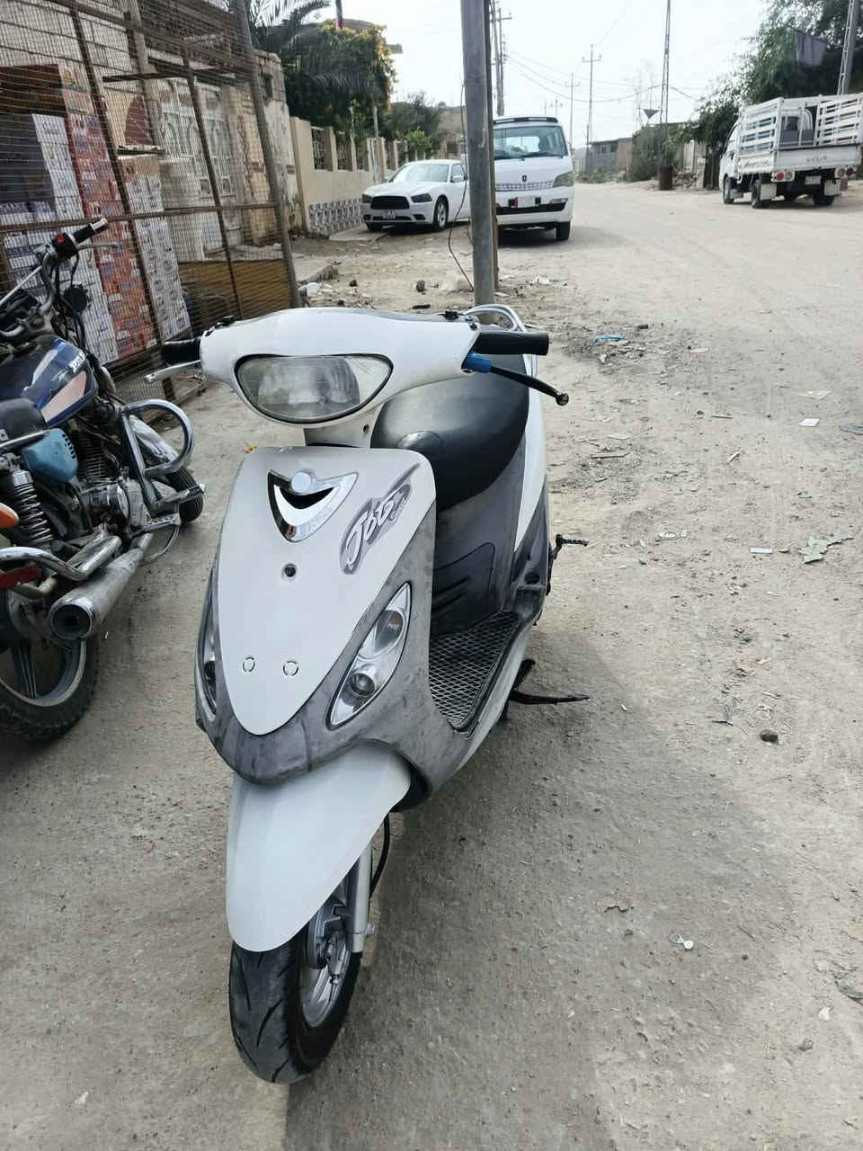 ماكس منغولي تخبل شلعه ونضافه كهربايته كله شغاله بوشه 55 مبدله بس ولفات ناصريه فضليه سعر 375بيه مجال ***********
