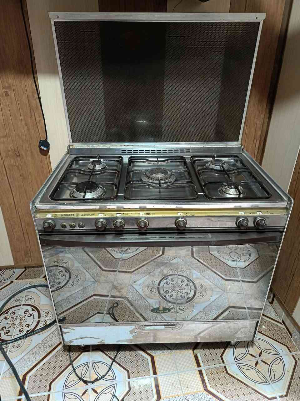 ئەم کاڵایانە بۆ فرۆشتن لەسلێمانی ، زەرگەتە
کەوانتەری سێ مەترونیو سنگەکە قیاسی 1,80

تەباخی کریازی ئەسڵی 

مرەشەحی مارکەی general

مێزی تەلەفزیۆن لەدیوان کڕیومە

پەردەی زێبرا ڕەنگی قاوەی تۆخ بەرزی 2,30سم

ژمارەی مۆبایل بۆزانینی نرخ 

***********
