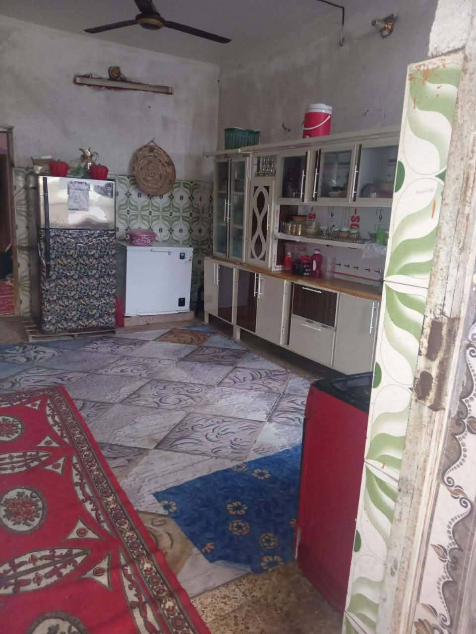 #يالله

البيت للبيع 

مساحته  300 متر

العنوان* جاي من المدثره 

طابو  زراعي سند 25

مرفوعه بيه معامله للتقيم

السعر :80 قابل للتفاوض

الاتصال ع الأرقام التالية أو مراسلتنا عبره الواتساب
***********
***********
