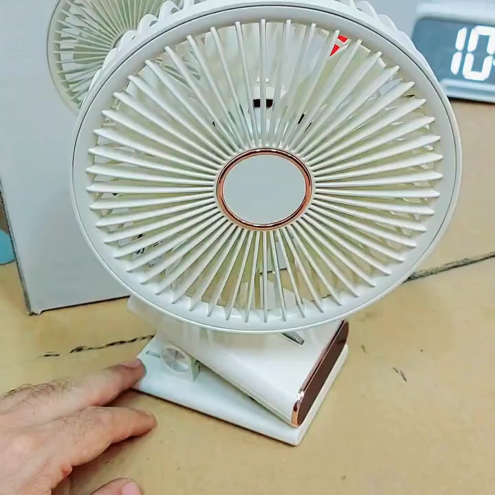 مروحة شحن مكتبية مع ليد وشاشة زغيرة لعرض مستوى الشحن


**إذا كنت صاحب هذا الإعلان وتريد حذفه لأي سبب، رجاءا أرسل رسالة إلى الدعم الفني**