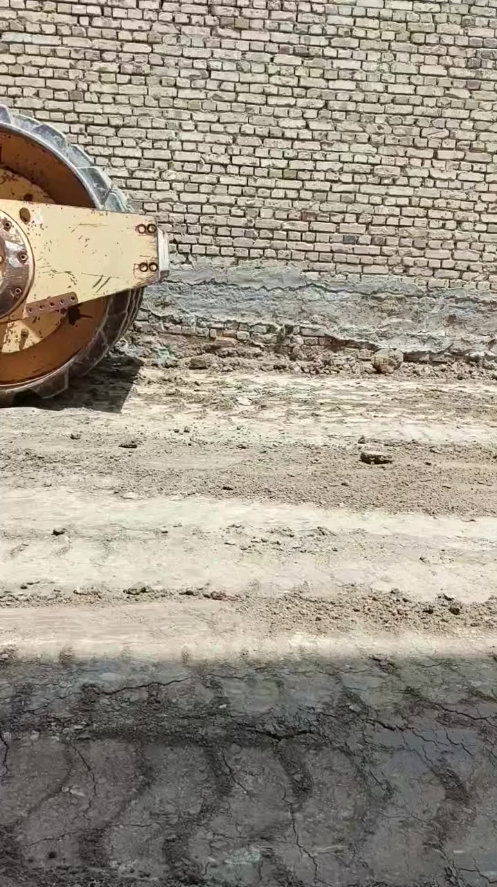 السلام عليكم ورحمه الله وبركاته يوجد كادر كامل تفليش الدور ورفع الأنقاض ودفن بماده التراب اوفرش الجلمود أو السبيس مع الحدل شغل درجه اولى وبسعر مناسب فى العماره والاقضيه اتصل على الرقم ***********
