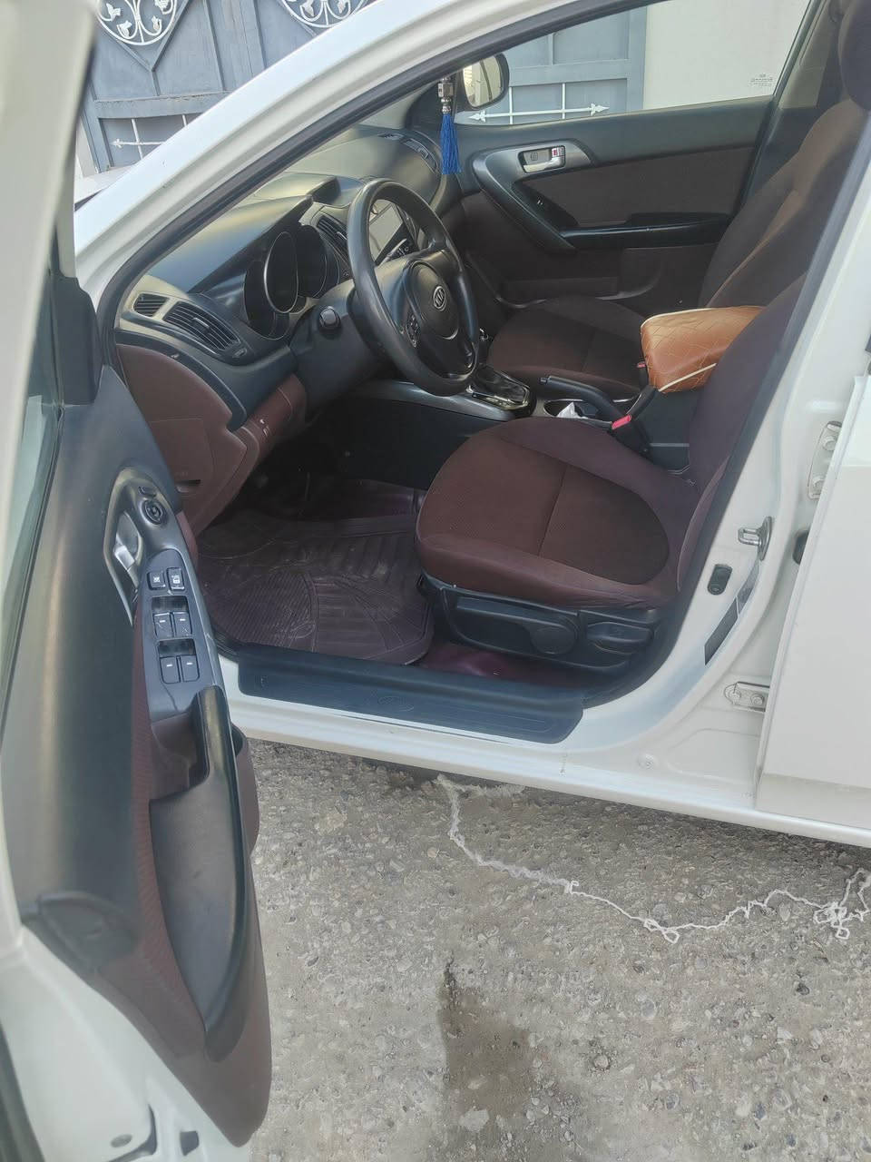 سيراتو ٢٠١١ جديده رقم ديالى سعر ٩٢ محرك ١٦٠٠ كير ٦ نمر ٣ قطع بدون تبديل فقط صبغ سونار موجود المقدادية, ديالى


**إذا كنت صاحب هذا الإعلان وتريد حذفه لأي سبب، رجاءا أرسل رسالة إلى الدعم الفني**