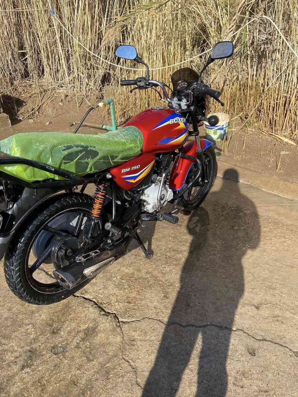 بوكسر 22مكفوله كفاله عامه مكينه مامفتوحا اوراق اصوليه ماشيه الف فقط مكان ديالى لخالص السعر مليون و300وبيه مجال ***********
