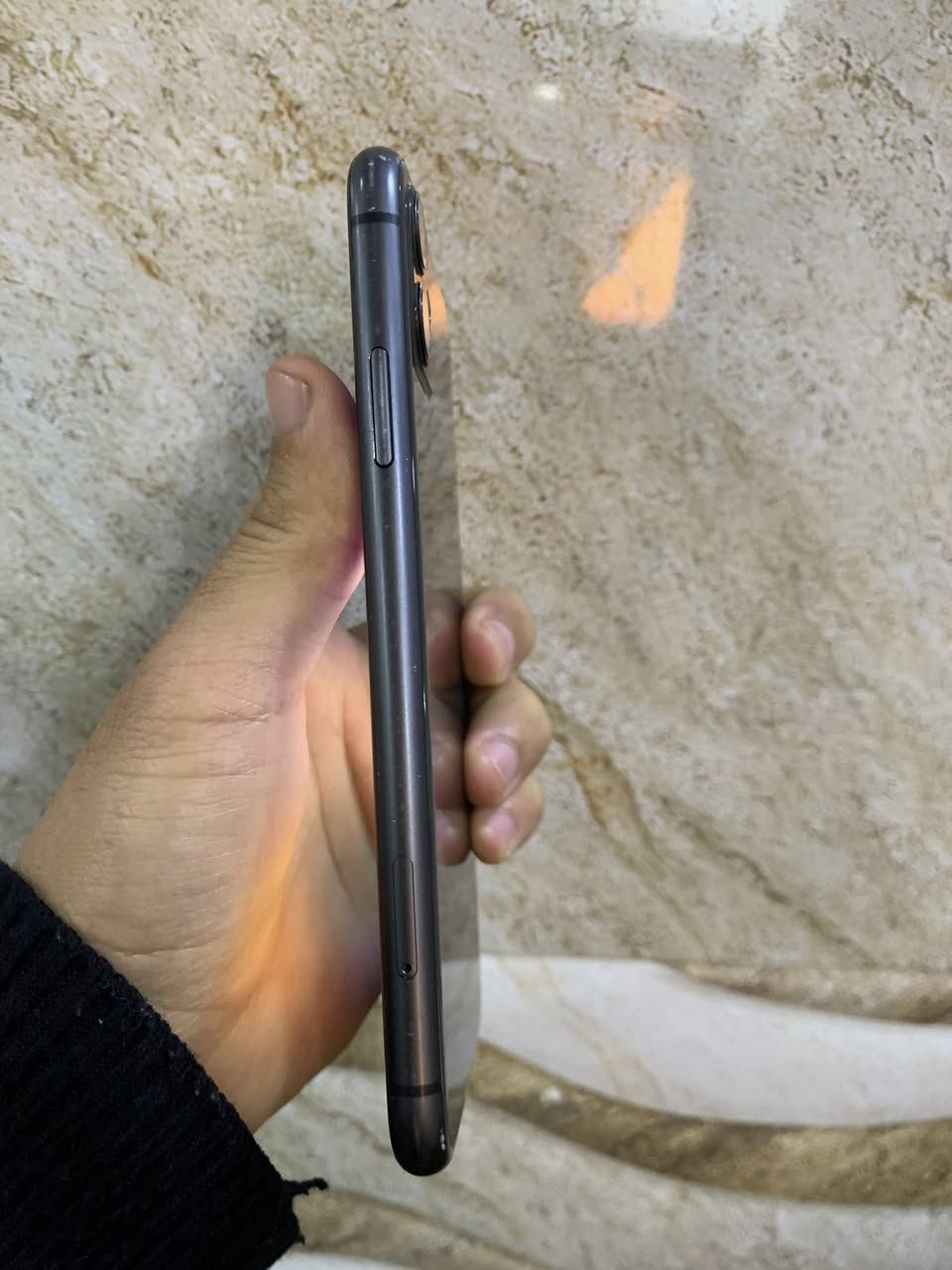 السلام عليكم  ايفون 11 عادي ذاكره 128 دبل سيم باتري 77 لجهاز شرط ما مفتًح وضع شركه حصر هوا كامرات شرط رقم واحد لجهاز  شرط لفحص اي خلل مابي سعر 235 رقم *********** اسيا ***********
