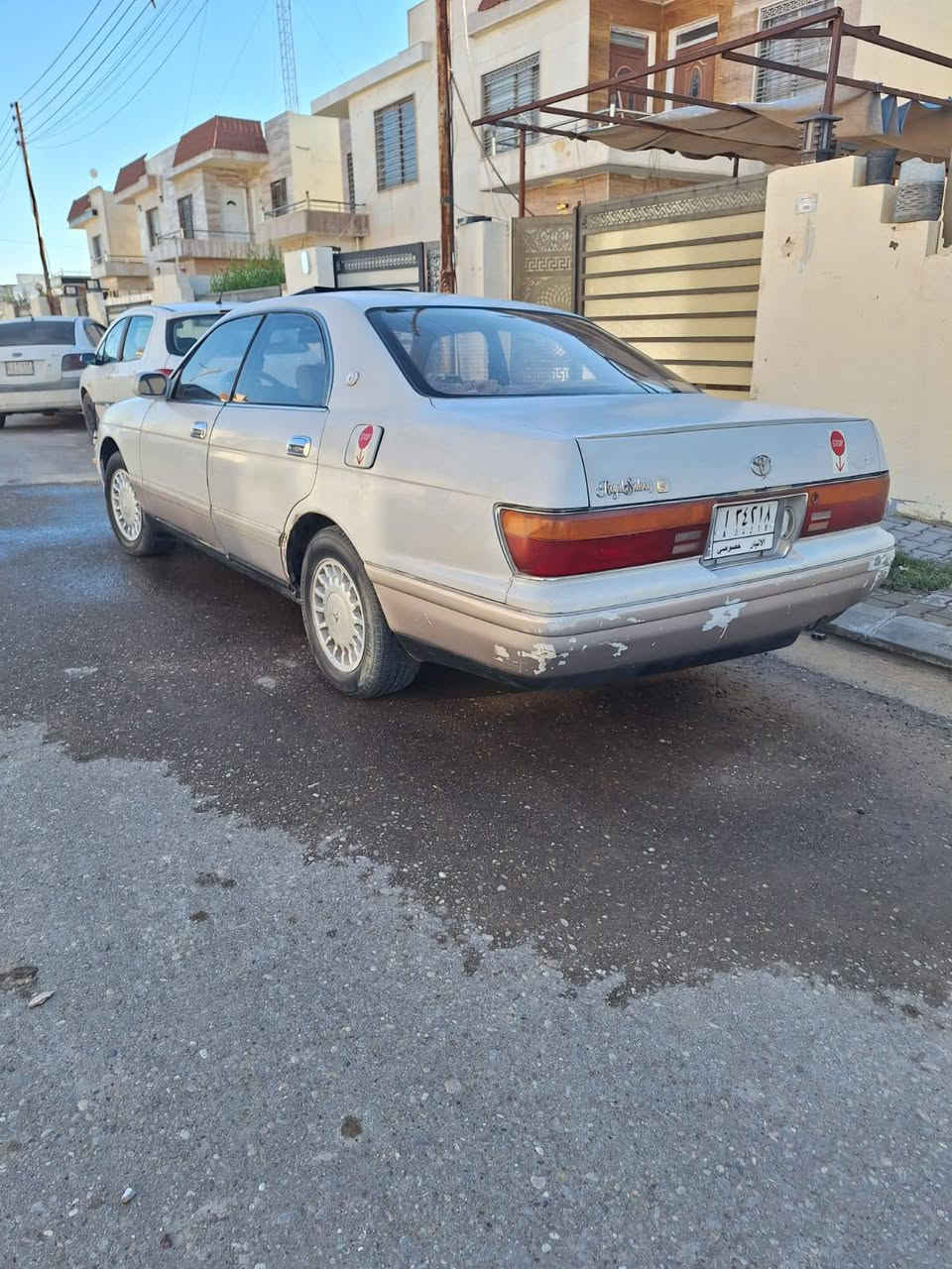 بطه منفصل 
1993 بسمي شرط التحويل 
سياره شوفت العين 
كير محرك شرط 
تبريد ثلج شرط 
كراسي كهرباء 
كهربائيات كلها شغاله شرط 
عضمتها كلش حلوه
مكان سياره تكريت 
سعر 38 بيها مجال قليل 
اتصل ‏‪***********‬‏
