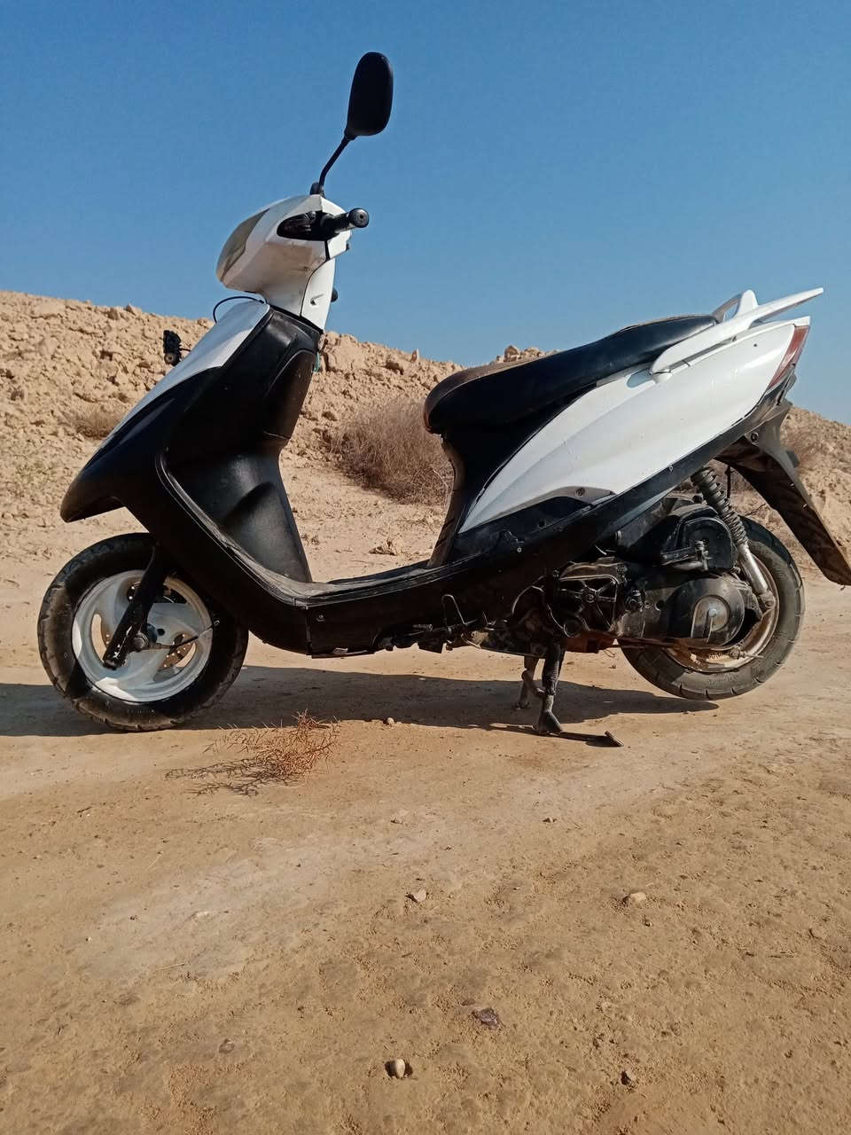 سلام عليكم  دراجه ماكس ثعلب 140البيع شغاله كلشي مابيه مجفته جديد السعر خاص اوتصال***********
