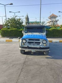 مكلف بلنشر....  السلام عليكم واز موديل 2000 تحويرة كامله من عدا الباور...
