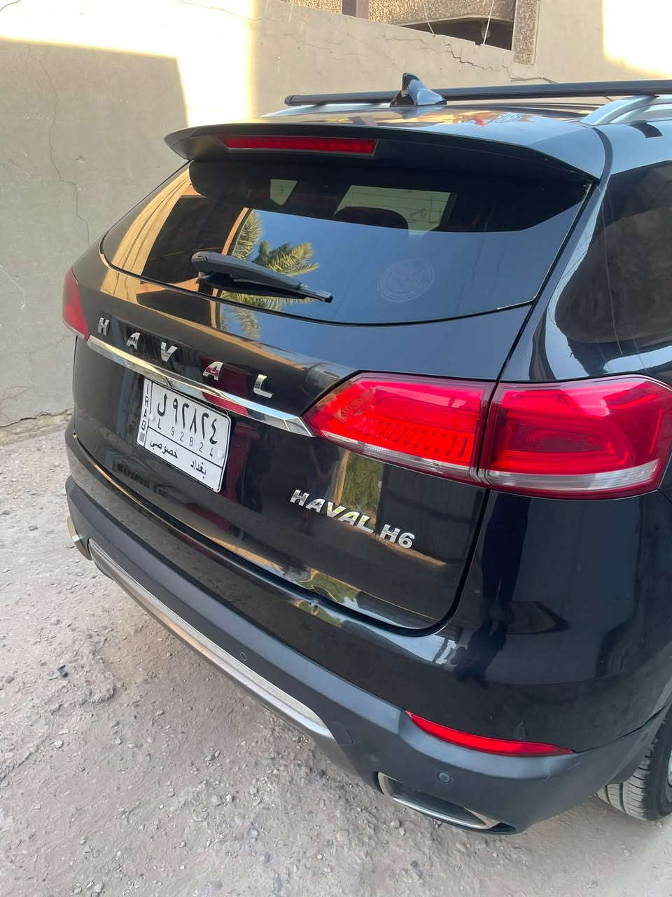 السلام عليكم 
هافال  H6  2021  فول مواصفات 
عداد  125 كيلو متر  ماشية 
على وضع الشركة مابيها اي حادث سيارة بلادية تحويل ثاني يوم مكاني بغداد المشتل 
السعر 140$ قابل للتفاوض 
***********
