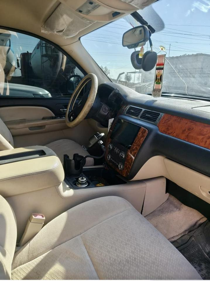 تاهو 2009LZ خليجي
ضربه قويه وتبديل كفاله 
مكينه وكير وتبريد كفاله 
مكفوله كص وعشائر 
مكان واسط مركز المدينه 
السعر 80 وبيه مجال بسيط 
***********
اتصال او واتساب
