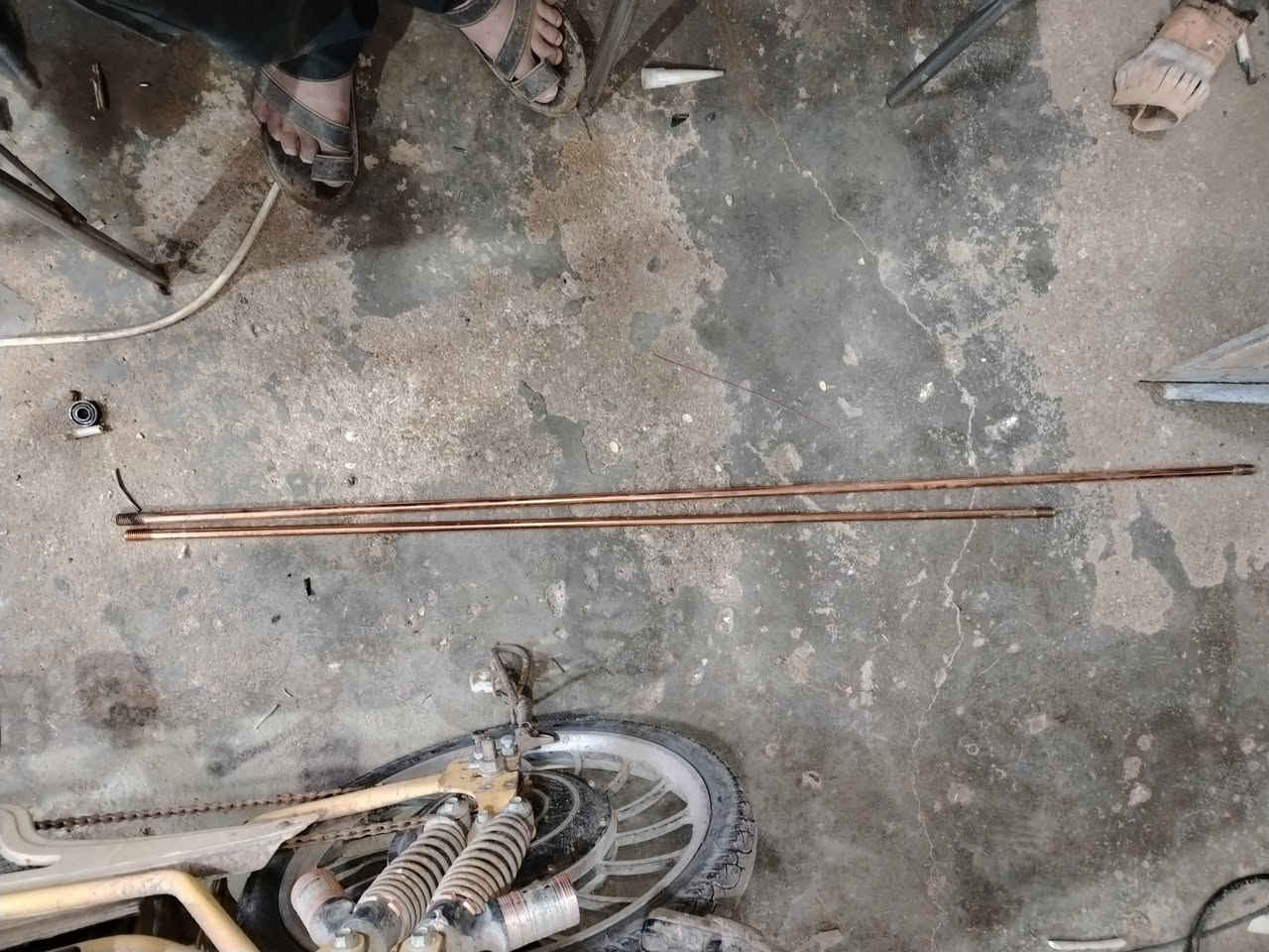 السلام عليكم ورحمة الله
شيش إرث  حديد مطلي نحاس
قياس ١٢٠ سنتيمتر ب٥ الف
قياس ١٥٠ سنتيمتر ٧ الف
***********
