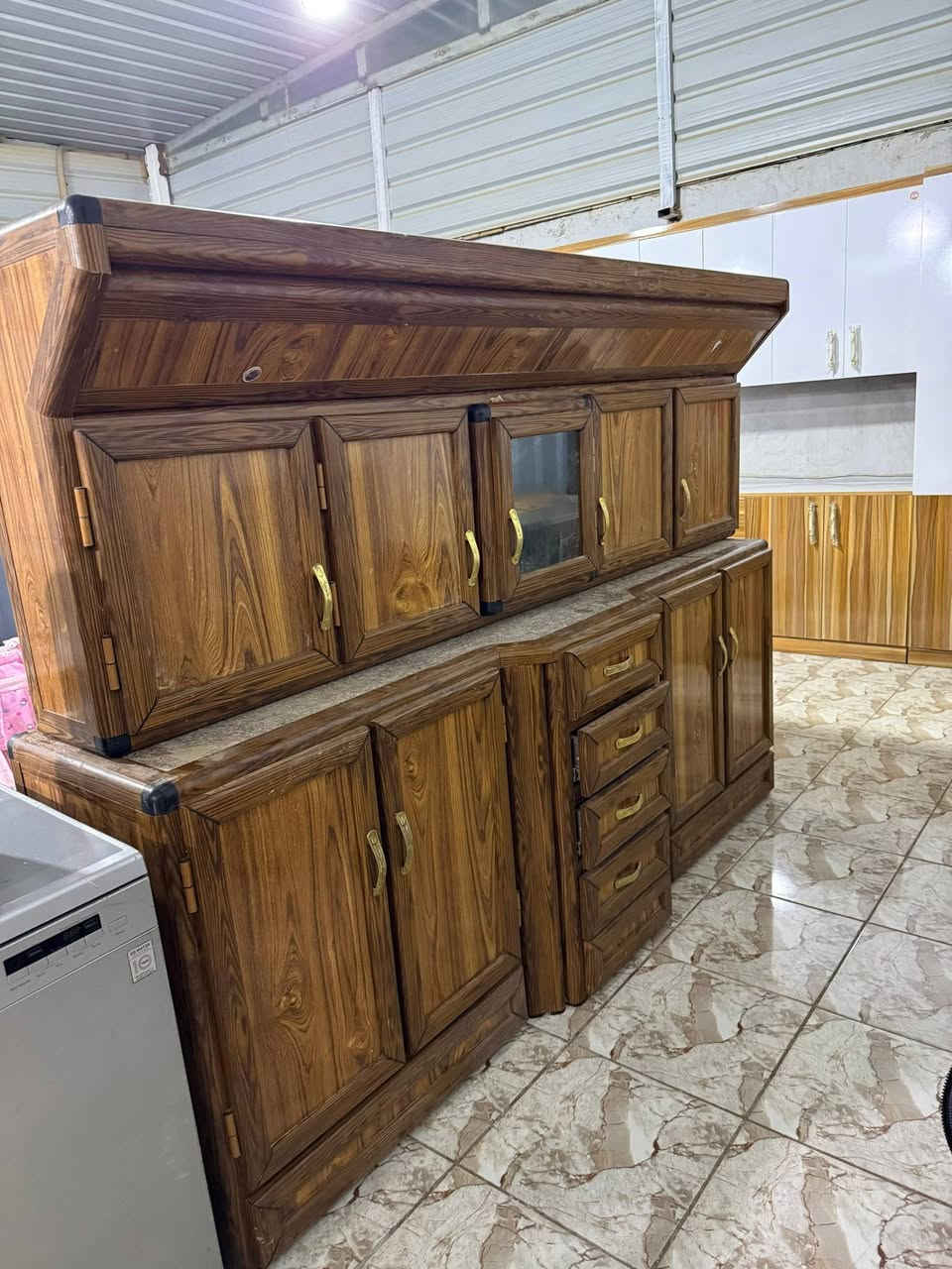 السلام عليكم ورحمة الله
للبييع
كاونتر المنيوم سعودي الأصلي ٤ قطع شغل حطاطه درجه اولى نظيف جدا
الأرضي مرمر كرانيت النوعيه الاصليه قياس ٢ متر ونص والملحق ٢ متر ونص
السنك ستانلس ستيل قياس ١٦٠ سم مع ملحق نفس القياس
السعر المطلوب ٦٠٠ الف
كذلك تتوفر لدينا بضاعه أثاث منزلي جديد ومستخدم نظيفه جدا
أي حاجه تعجبك علق او راسلنا وات ساب او عل الماسنجر وتدللون
العنوان
ألفلوجة حي الجغيفي الثانيه
للاستفسار
***********
***********
***********
