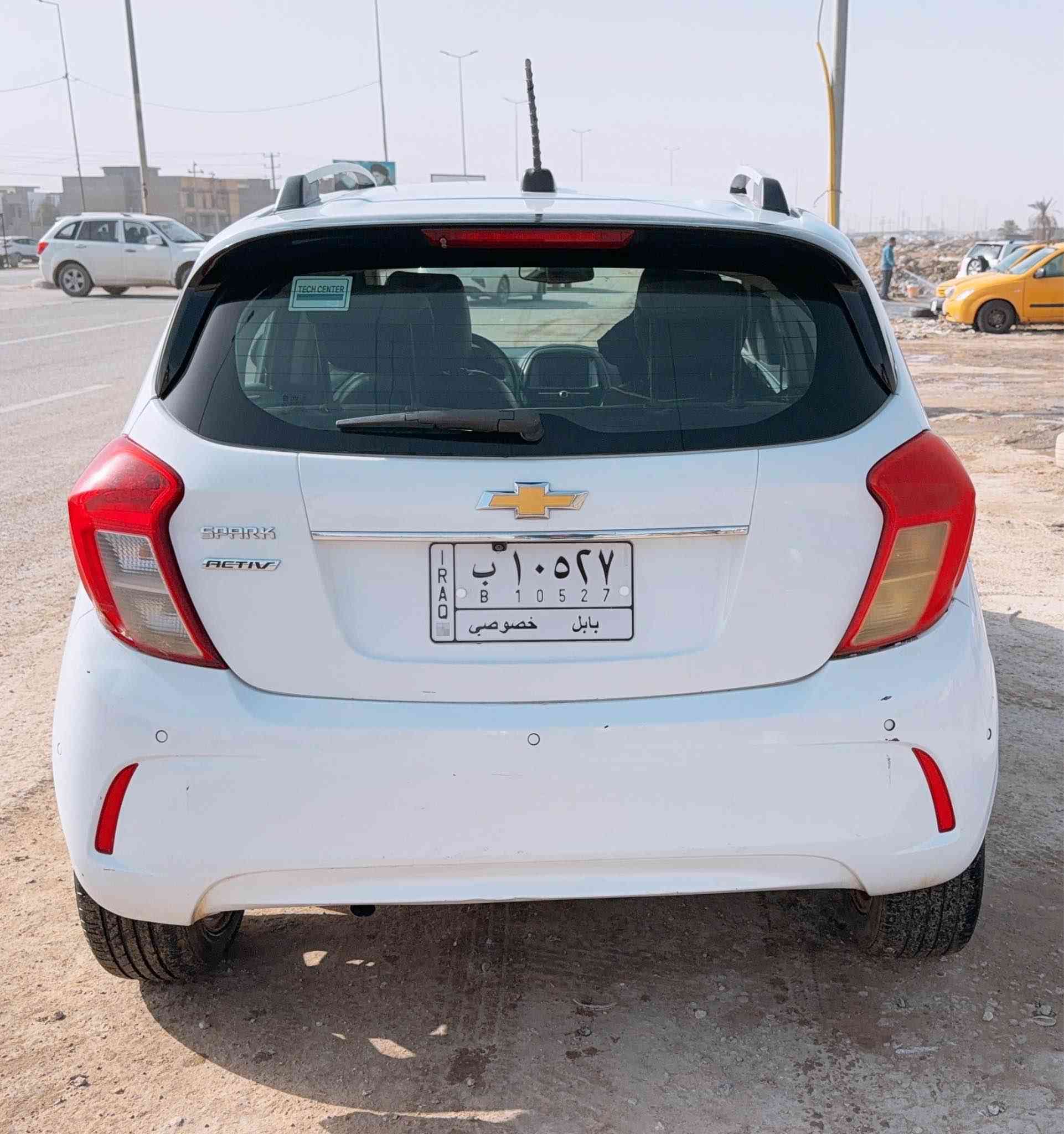 السلام عليكم
🔴سبارك فئة اكتف موديل ٢٠٢١  فول عدا الفتحة والبصمه 
شاشه
تحكم ستيرن 
جام كهربائي بالكامل
كشنات جلد  + تدفئة كشنات
ويل كب
و…الخ من المواصفات المعروفه
رقم بابل معوقين 
حادثها جاملغ خلفي وربع الباب ايرباك تكمه طاك فقط وصور الحادث موجوده بالمنشور 

🔴السعر المطلوب ١٠٥ وبيها مجال 

مكان السياره / الديوانيه
📞📞للاستفسار  /*********** ديوانية, القادسية
