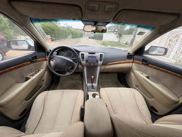 السلام عليكم سوناته 2010  محرك 2400  سياره جاهزه كل نقص مابيها كير مكينه صدر كله مكفول السياره ترايها زيرو  داخل صاج يدات نيكل  ويل كب ترايش نيكل كير ومحرك وصدر مكفول  بيها
جاملغ امامي اليمنه مبدل نفس اللون بلادي والقديم موجود وبيها طخه بل جاملغ  الخلفي اليمنه  ومعجنه ع كده وباب الي بصفه كلير مو صبغ السعر 125  وبيها مجال للشراي
واتساب ***********
***********
مكان السياره بغداد الغزاليه او حي الخضراء
