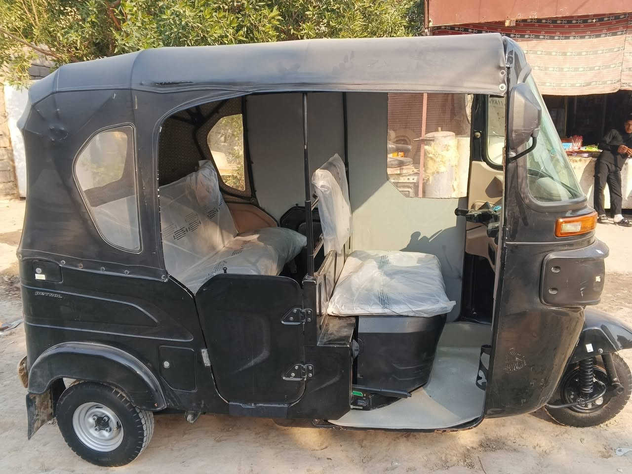 سلام وعليكم تكتك 23للبيع كفاله عامه مكاني القاسم الشراي ينتصل وبي خير ويدلل***********مامتواجد خاص
