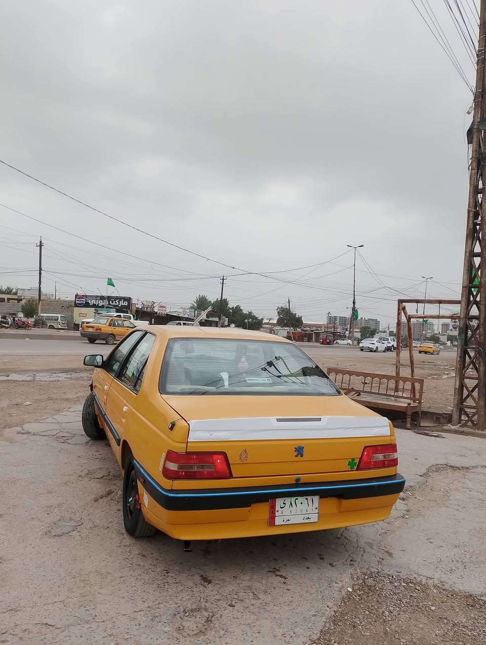 السلام عليكم بيجو لميس 2013بلاديه سياره جديده مكفوله من ضربه وصبغ فقط هلال معمر باقي مكفول بدون تبديل سياره كير مكينه خير من لله تبريد منضومه جديده ثلج🥶 صدر خلفي امامي جدد تخم تاير ويل جدد كهربيات بلاديه داخلها جديده حيلل رقم بغداد مشروع وطني تحويل مباشر سياره خير من لله تجي وشوف بعينك بدون خياس سعر 35وبيه مجال لطيبين ***********
