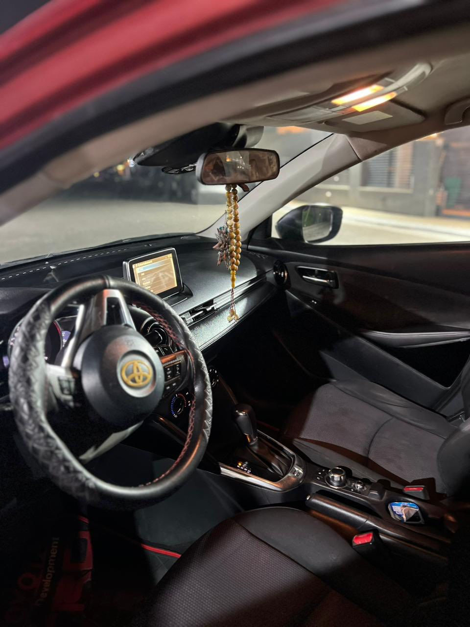 السلام عليكم
للبيع تيوتا يارس iA 2017 السياره نظيفه وجاهزه من الطول للطول مابيه نقص 
صدر امامي خلفي بلكامل جديد
بوش طبلات روس رواط شمعات مشط ستيرن اذان مكينه فوك وجوه بلكات كلشي جديد
 السياره مسويله ادامه
 مصار اسبوع رقم 
السياره اربيل الجديد الانكليزي تحويل 
ثاني يوم تاخذ السياره كبل تحول شرط التحويل السياره
 نقصه الوحيد كمبريسر تبريد
 هذا الصيف عطل 
ومسويته اما باقي السياره جاهزه خير من الله
 كير مكينه صدر كهربائيات 
كله تمام السياره بيه 5 قطع 
صبغ ابيع احزام والي يشتري يفحص سونار 
موصفات السياره بصمه وشاشه جبيره وماوس تحكم 
بلشاشه تحكمات ستيرن كروس سرعه 
اشاير بلمري تحكم بلمري كهرباء دشبول لد متغير
 متحرك علتلفون يعني فول موصفات عده الفتحه السياره
 حلوه ونظيفه وجاهزه مال جناي ماشية 150 الف كيلو متر ارجع واعيد شرط التحويل
سعر السياره 88 ورقه وبيه مجال بسيط
مكان السياره بغداد السيدية
***********
