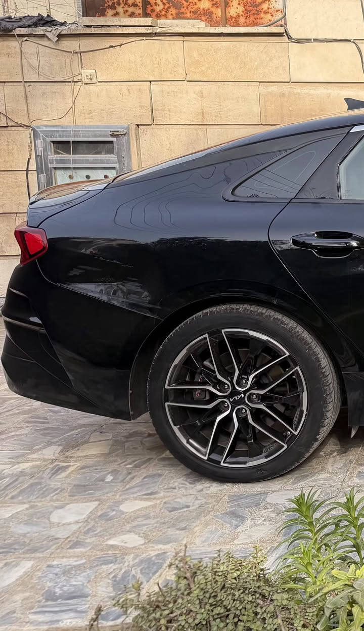 حبايب K5 GT فل موصفات معروفه تجي فل للاخير الي تفيده يتصل ع رقم ***********
مكانه الدوره ابو طياره
