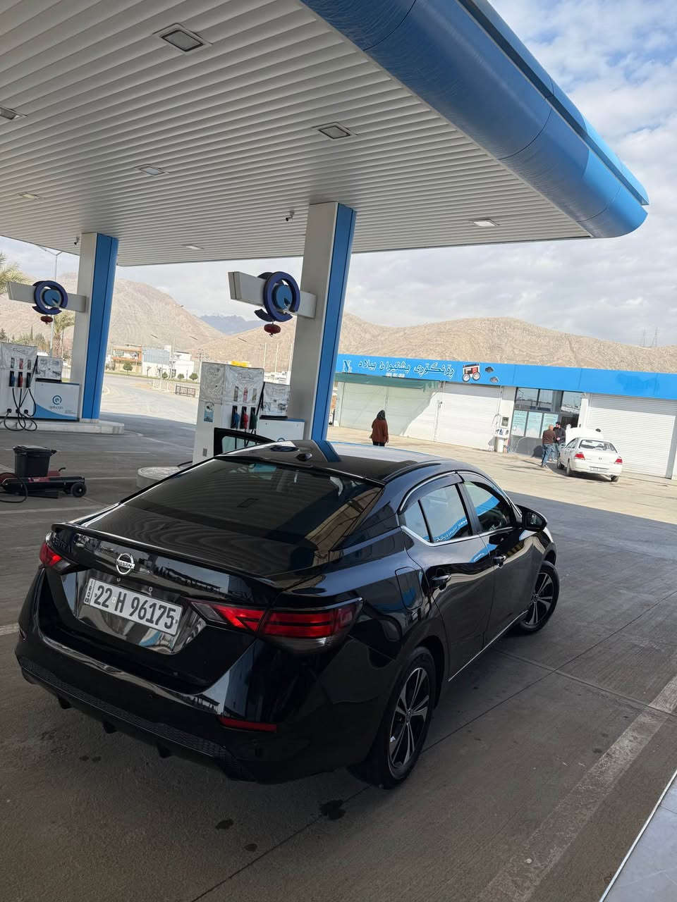 نیسان سێنترا مۆدێل (2022)مواسەفات sv ڕەشی قەتران
سیارەکە دوو پارچەی کلێری ئەمریکایە وە بۆنیتی بۆیاخە 
بێ ناوگرتن بێ ئیرباگ 35 هەزاری هەقیقی ڕۆشتوە سەنەوی نوێیە چوار تایەی لۆکی لەژێرە سیاررکە بێ شوختوو ساردە 
نومنەیە لە جوانی یەک دینارر مەسروفی نیە 
ژم *********** کۆرەک وەتسەپ رانية, السليمانية
