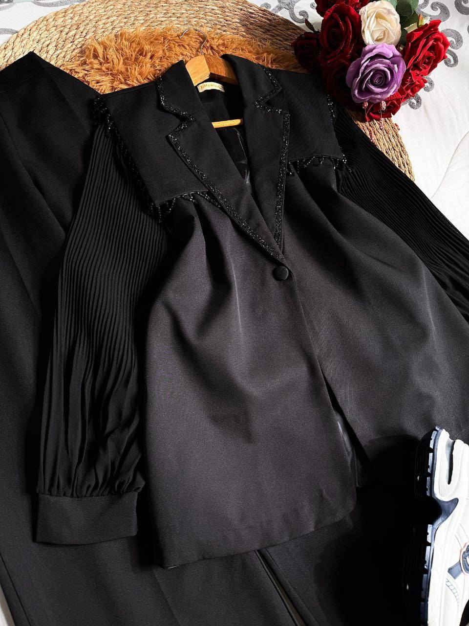 طقم قطعتين❤‍🩹
خامة هوريم دابل تركي
38-40-42-44-46-48


**إذا كنت صاحب هذا الإعلان وتريد حذفه لأي سبب، رجاءا أرسل رسالة إلى الدعم الفني**