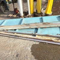 باب محل اللبيع طول 4وعرض4 ست قطع تتصل عليه رقم 07728376320