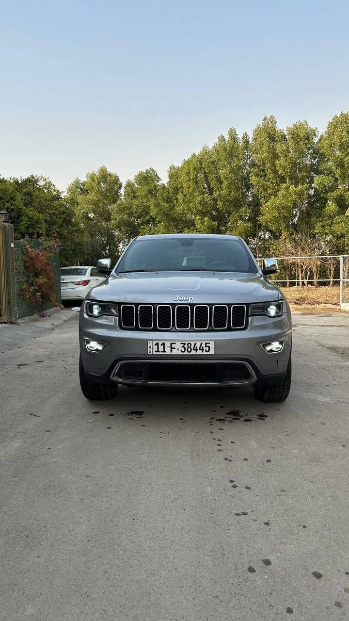 السلام عليكم جيب لاريدو وارد أمريكي لمتدد كامل موصفات واحد ع واحد مكفوله بدون حادث مكفوله دخول السياره دعاميه خلفيه فقط سعر السياره مال بيع ٢٤٥ مع المجال البصيط سياره موديل ٢٠١٩ ماشيه ٩٧ لف مكان السياره كربلاء الشراي يتصل ***********
