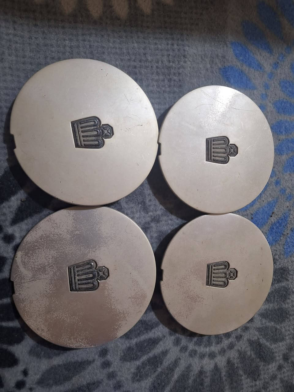 سلام عليكم قرض راس ثور البيع كلهن مكان البصره ***********
