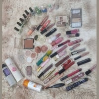 ميكاج كويتي • ٢٨قطعة • توصيل