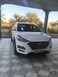 توسان موديل 20 مكفولة رقم بغداد ماشيه 55 سعرها 220 الهاتف,07732152445 ...