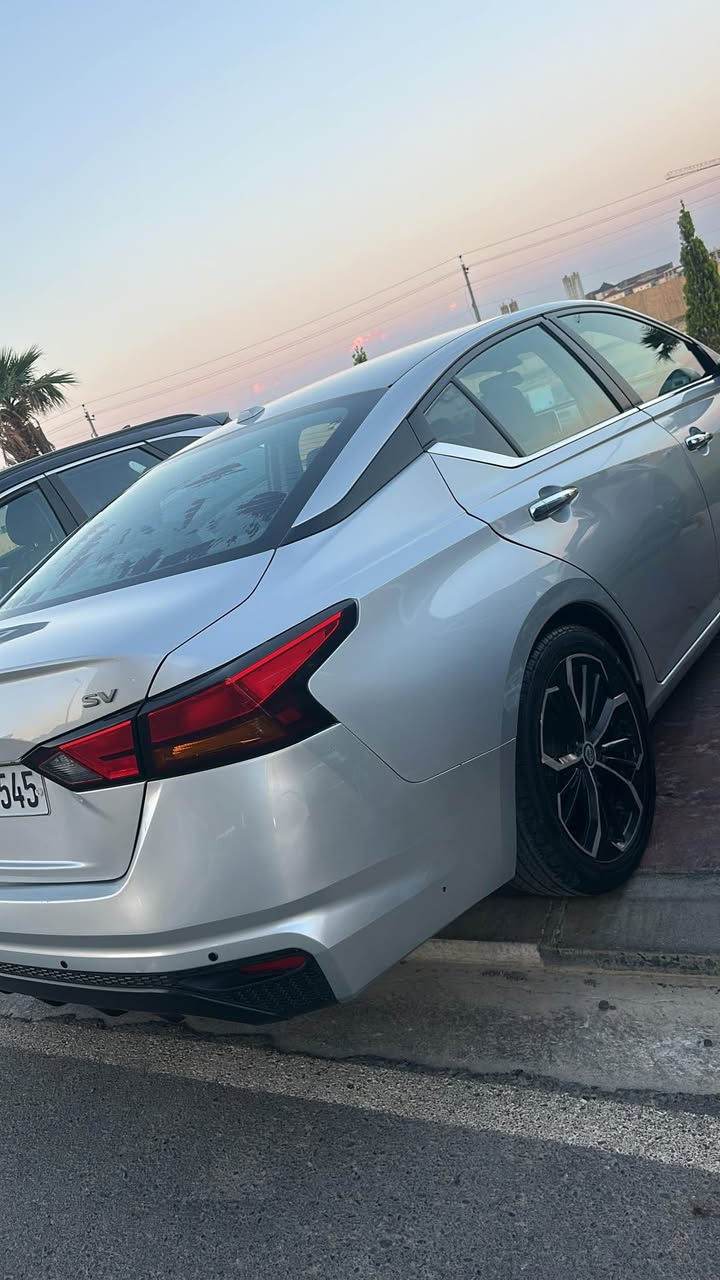 سلام عليكم 
- نيسان التيما 2024 فئة SV 
-رقم اربيل جديد
‏               1N4BL4DVXRN363070

- حادث بسيط بحافه البنيد و مبدل و صبغ بدون ايرباك و دواخل

-مواصفاتهه ، كامره ، اربع رادارات ، نقط عمياء ، تشغيل عن بعد ، توقف امامي خلفي اوتو  ……

- حجر بيئة رادارات حتى كتلوكات شركه وياهه كامله مناقصهه برغي باقية على وضع شركة

- سعر  $160ورقة
- عنوان السيارة : ديالى خانقين
 - ***********
 - *********** خناقين, ديالى
