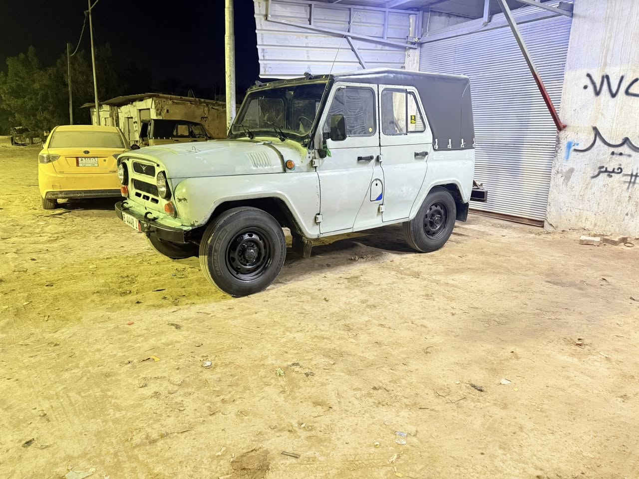 واز 2002لبيع بدون مكينه وكير ونجي شرط مكفولات اكسل روسي شرط كفاله تحويره دسكات سياره جاهزه من كولشي  سعر 7مليون سياره مال جنايه لي مينطي حقه لا يدك  واسط الصويره ***********
