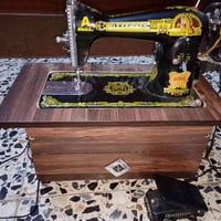 مكينة خياطة • نجف • مستعملة