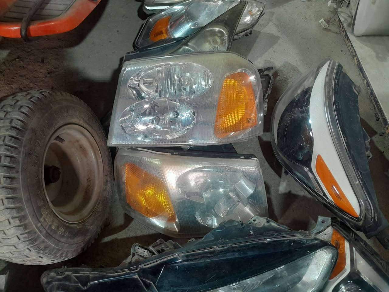 السلام عليكم عندي ماصدات و دعاميات و بوربرن امريكي متنوعة أمريكي كوري للبيع جملة *********** اتصل على الوتس اب فط و تدلل
