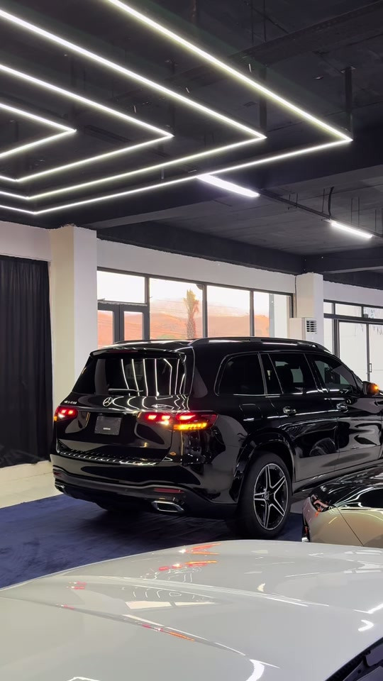 Mecedes-benz GLS 450 4matic Black and brown Black edetion  Amg full option 2024 clean title 34,000mil  Call for price: ***********
