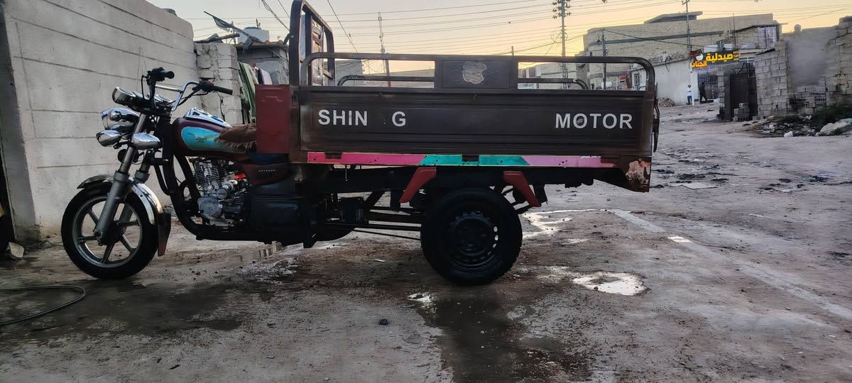 السلام عليكم ستوته موديل 16 محركها ام 16 ستوته خير من الله كهربائيات شغاله كلها جديده ستوته كامله مكمله عنوان الكربلاء يم مركز حي الغدير ***********
