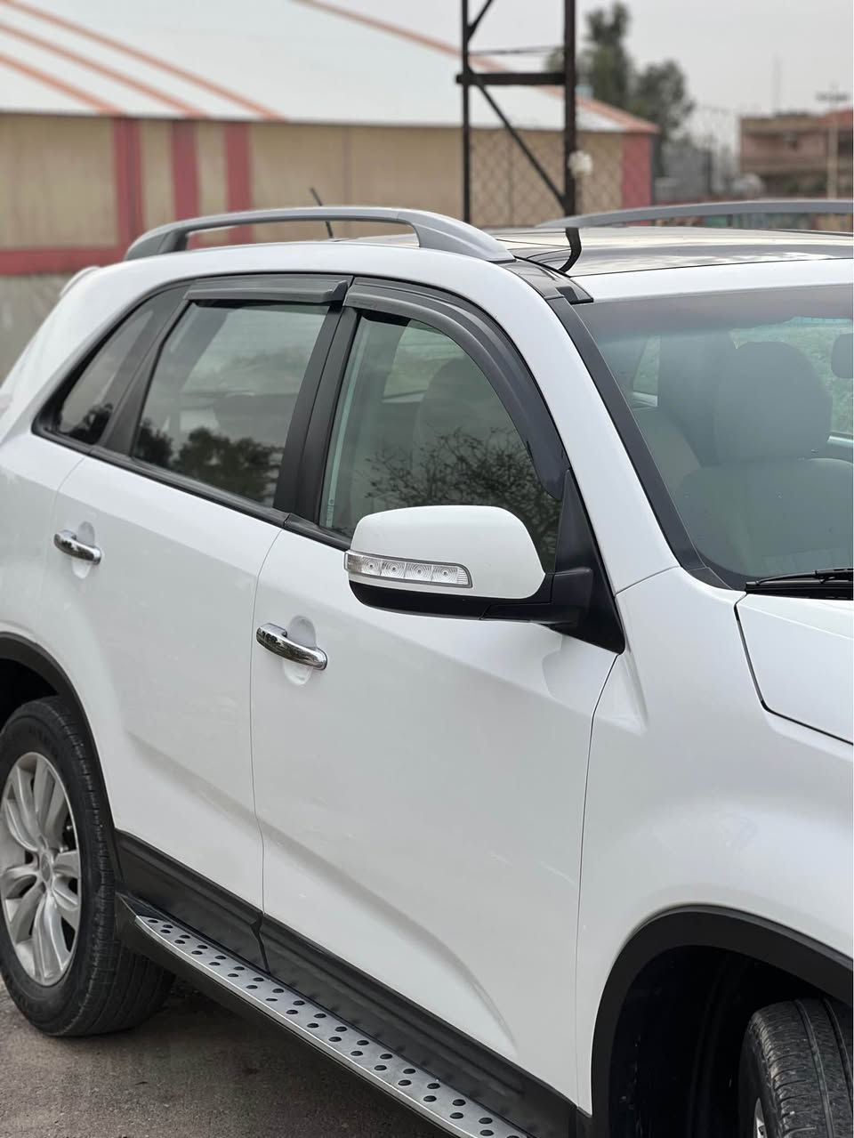 سورنتو 2012
6 سلنندر 
فول مواصفات ما عدا البصمه
7 راكب 
3قطع تبريد 
دبل بانورما 
فول تحكمات
ضرر فقط بوند بدون دواخل شرط
كير ومحرك بشرط
السعر 168
للتواصل : *********** موصل, نينوى
