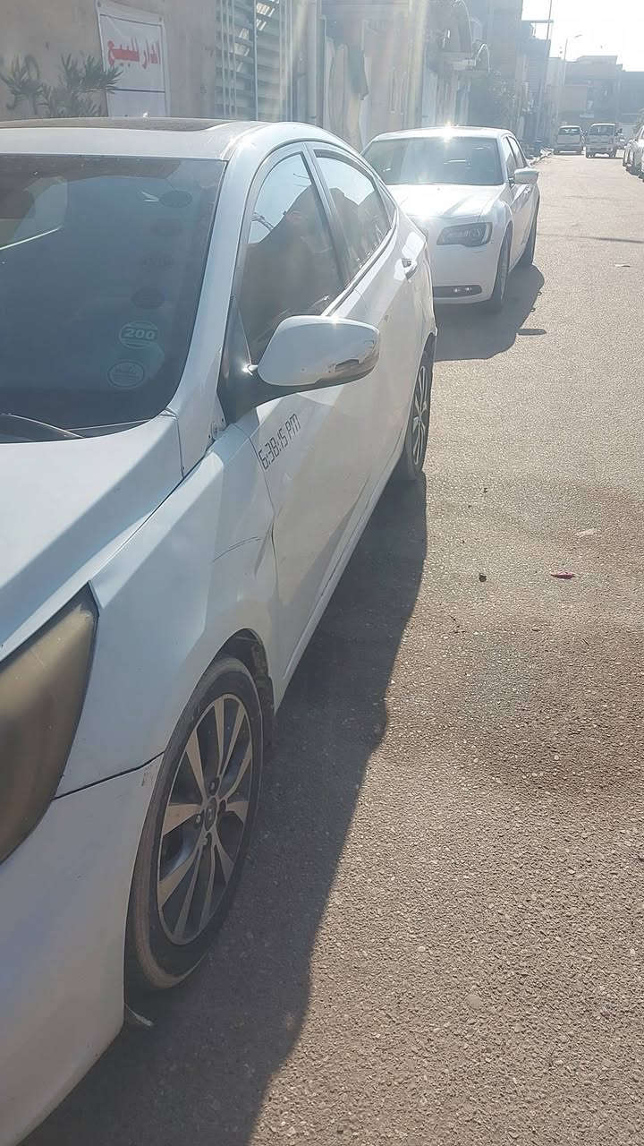 سلام عليكم أكسنت خليجي مديل ١٦ محرك ١٦٠٠ رقم ذيقار سنويه ل٢٨بيها قطع صبغ مكان سياره بصره طوبه ونخيله كهربأيات كلها شغاله سعر ٨٠ وبيها مجال أي ستفسار خاص رقم ***********
