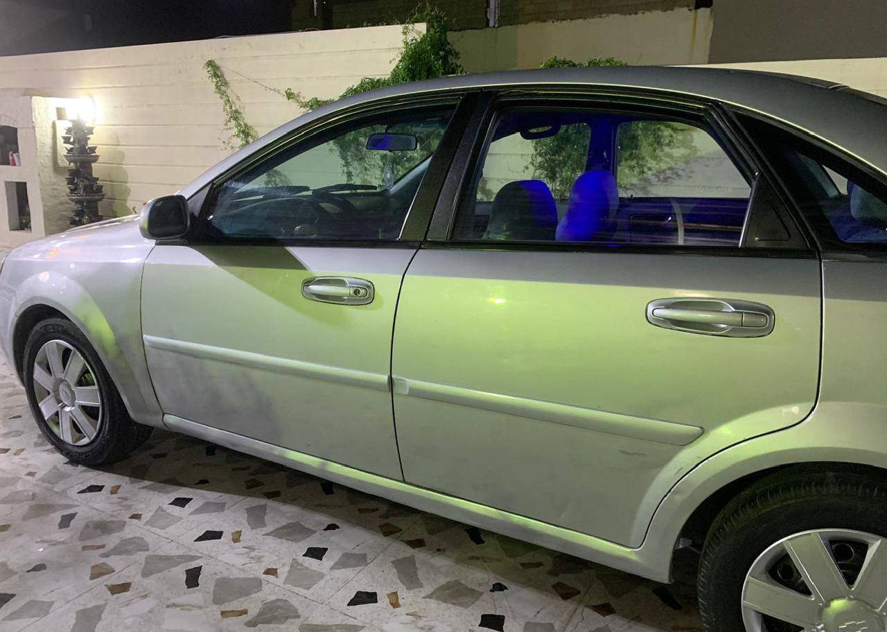 سلام عليكم اخوان. اوبترا موديل 2009 سلفر رقم سليمانية كير اوتوماتيك كير و محرك بشرط مابي سرف و بخار  مابي صوت ثلاث قطع صبوغ بس بغ بدون ضربه بدون دواخل سنوي جديد منتهي بطاقة بنزين موجود سيارة مال بيت صدر جديد طايات جديد كهربائيات كل يشتغل تبريد تدفيئه يشتغل قفل مركزي صاحبة موجود بشرط تحويل سيارة كلش نضيفة سعر مناسب ( 71 ) بي مجال 
رقم موبايل ***********
*********** كركوك, العراق
