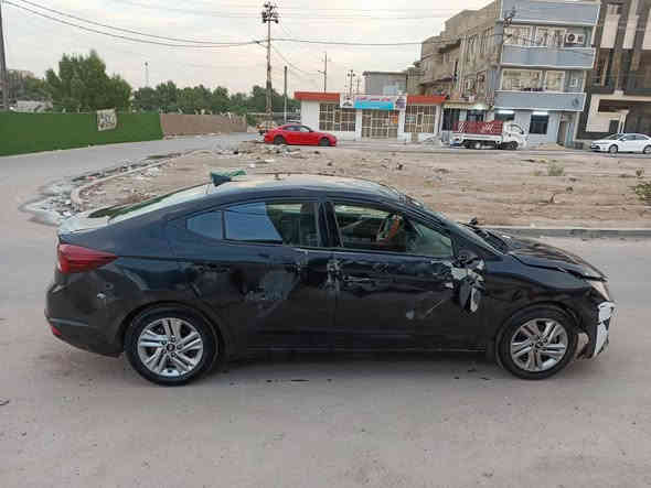 النترا موديل 2020 رقم مثنئ معوقين السياره بيها حادث بيها جفيها موضح  بل صور أبيعها على حادثها مكينه كير جداد شغاله وتمشي سعر 77 وبيها مجال بسيط مكان السياره بغداد الجديده وشراي يتصل ***********
***********
