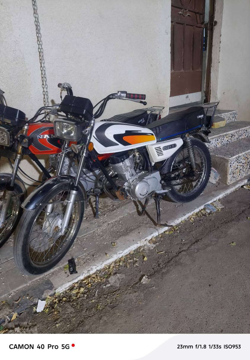 دراجه ايراني أدوات شاصي نامه البوريه ضعيفة المكينه انتنس دراجه معدل وفصله لصبح كشن جديد تانكي دبلات خلفي أمامي لايت عينه بكلايت هورن كله جديد دراجه متعوب عليه مكفوله كفاله عامه من تصليح من عشاير سعره ٦٠٠ وبيه مجال قليل بكاني بصره مركز رقم *********** .. مكلف بل نشر ما متواجد على الفيسبوك
