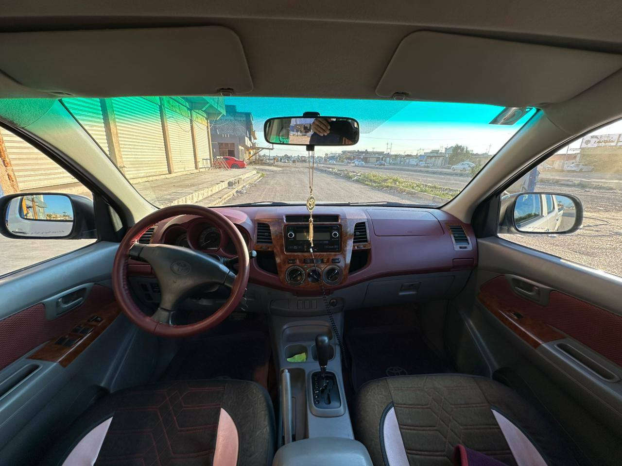 للبيع بكم موديل 2009 سياره جديد كلشي عل وكاله رقم صلاح الدين مميز 766 شوكت متريد تحويل سياره ماشيه 123 وقابل لل زياده رقم *********** السعر 177 وبيها مجال
