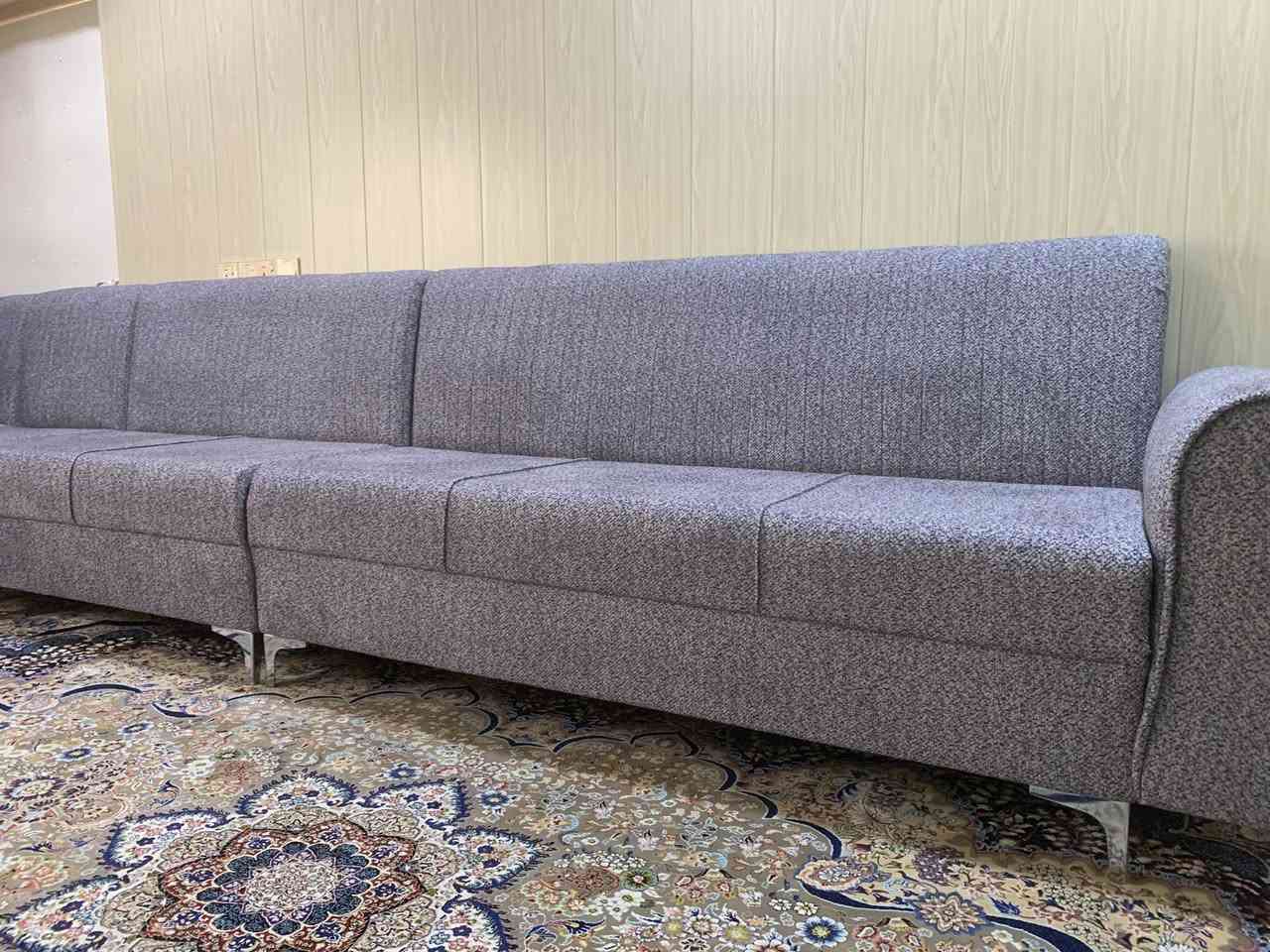 هـــــات هـــات
 ١٠ نەفەرییە نرخی ٣٣٠ هەزارە
نەخـــشی کۆمپیتەری
ڕێک بــــاریکــــەو بیوەرۆ 😁
تــــاقمێکی لـــــۆک لــــۆک لـــۆک 
دەستکــــردی عەسڵـــ عەسڵـــــی
وە بـــان خـــانیوە فڕەی بـــدە خوارۆ
پشت کۆمپیتەری  لەو رەنگە لە هەمووو کەلار ئەگەر بوو
وە بەلاش ئەدەمێ
هەر عەیبێکو  وە بەلاش بیوە
٧٥٠ هەزاری پێدراوە
نرخی یستای  ٣٣٠ هەزارە
یسفەنجی ١٠ سانتیمی عەسل عەسلی
وە زەمان ئەدەمێ
***********
