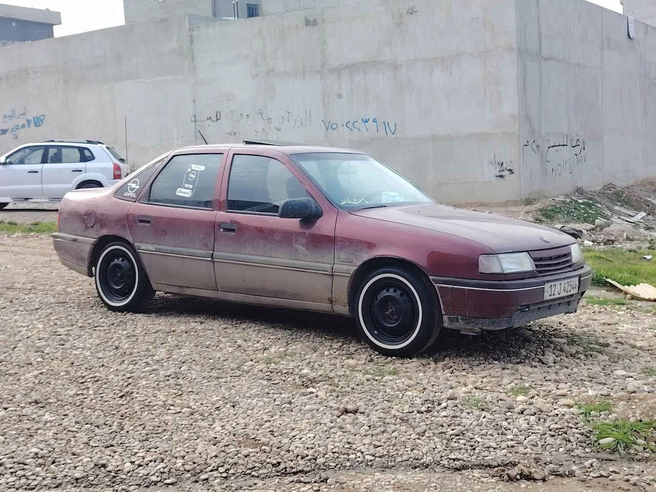 سلام عليكم اوبل فكترا مديل 1991 حجم 18 شرط كير محرك صبغ سقف بدون معجون ودواير  طخم تواير جديد طخمها نضيف داخل نضيف سلايت وايرمنيه كلها شغاله سياره  جاهزه هزه سنويه جديد بسمي  كاربون بيها ماستر بدون حادث مكانها ايسر
***********
